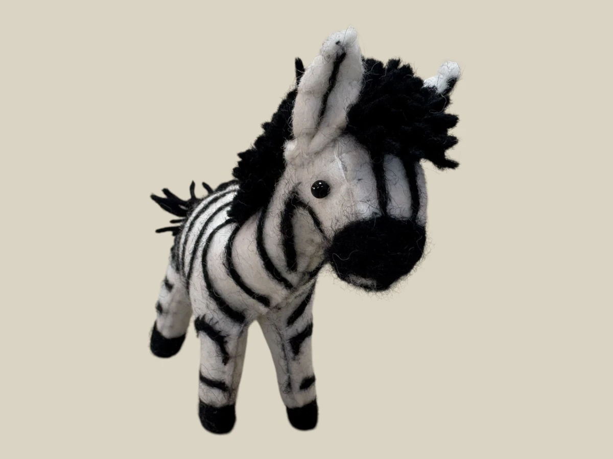 Felt Pet House view 6