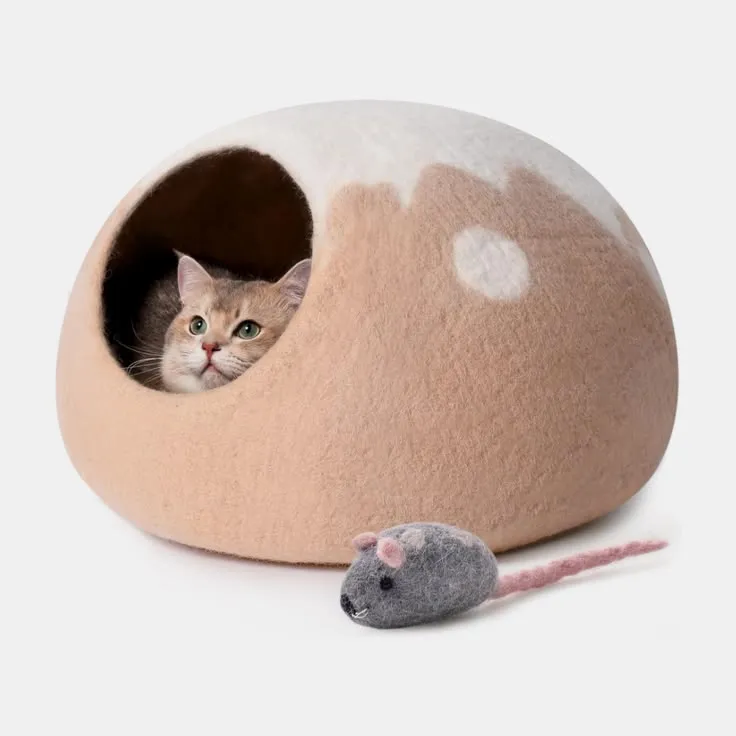 Felt Cat Cave